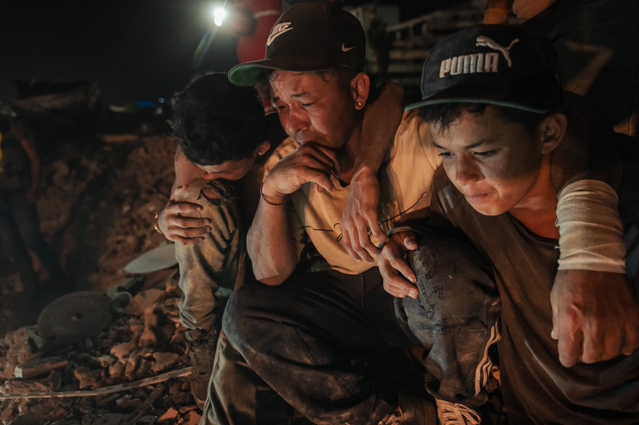 Colombia Quake Chases Teenage Venezuelan Brothers From Their New Home