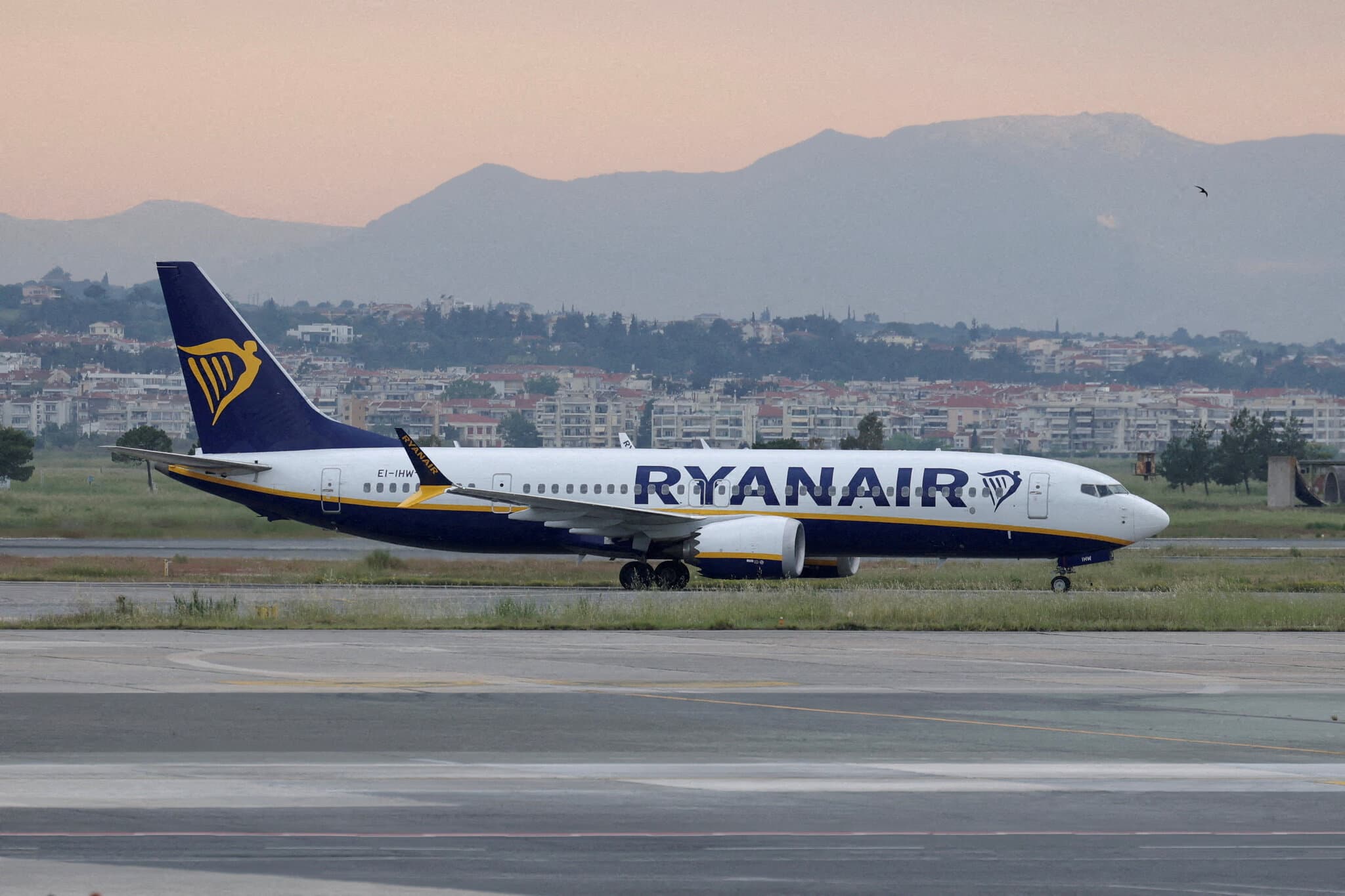 Engine Blade Hit Jet Window Before Man Was Partly Sucked Outside, Report Says