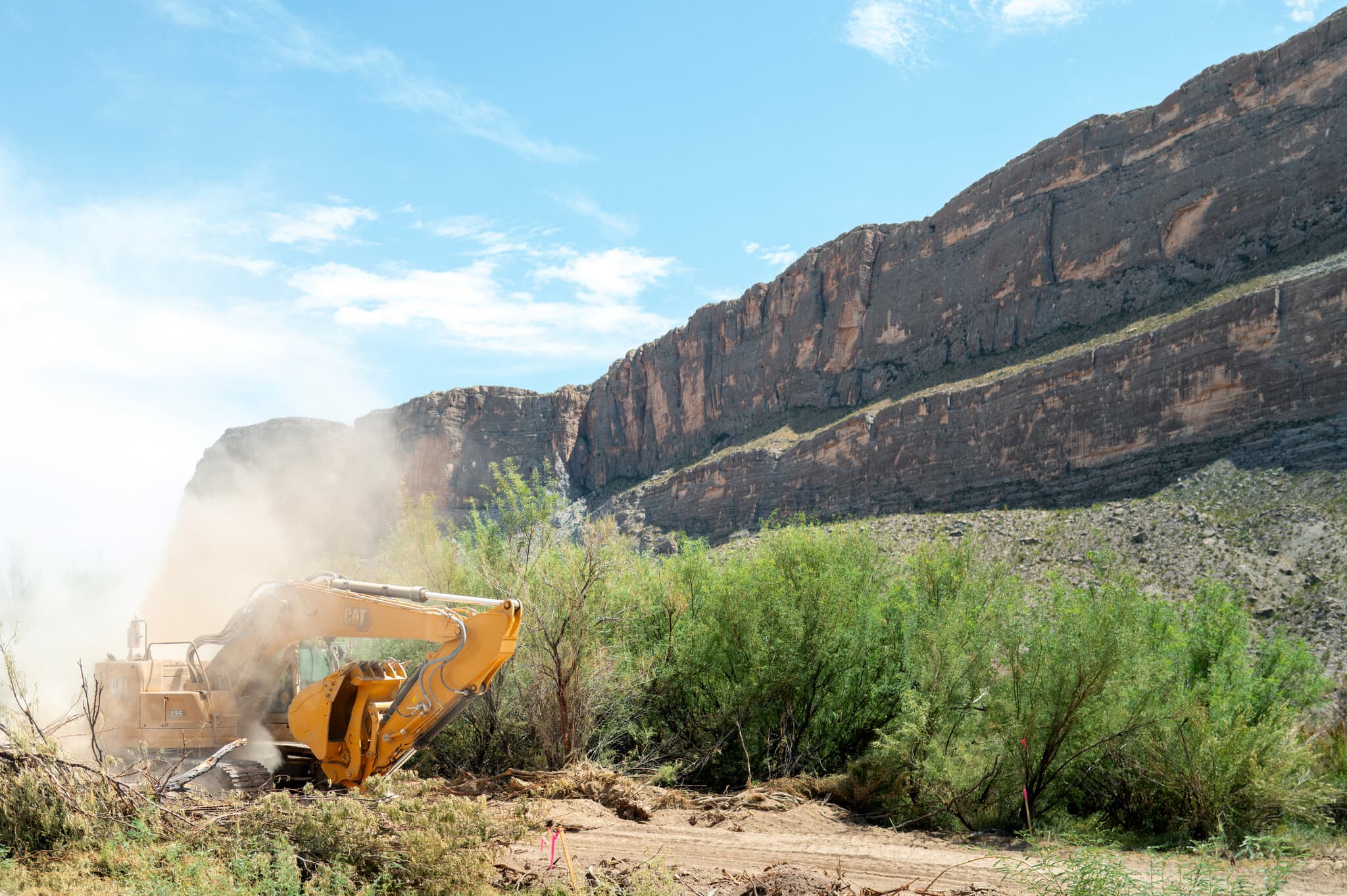 Border Construction in Big Bend Is Halted After Drawing Criticism