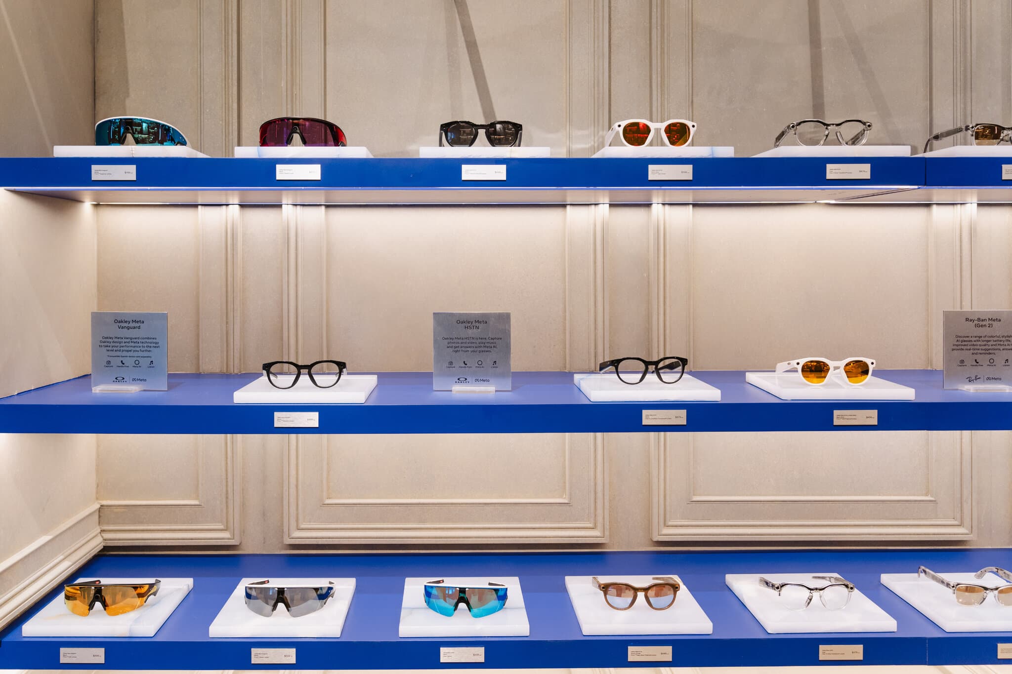 ICE Bars Its Workers From Wearing Meta’s Smart Glasses on the Job