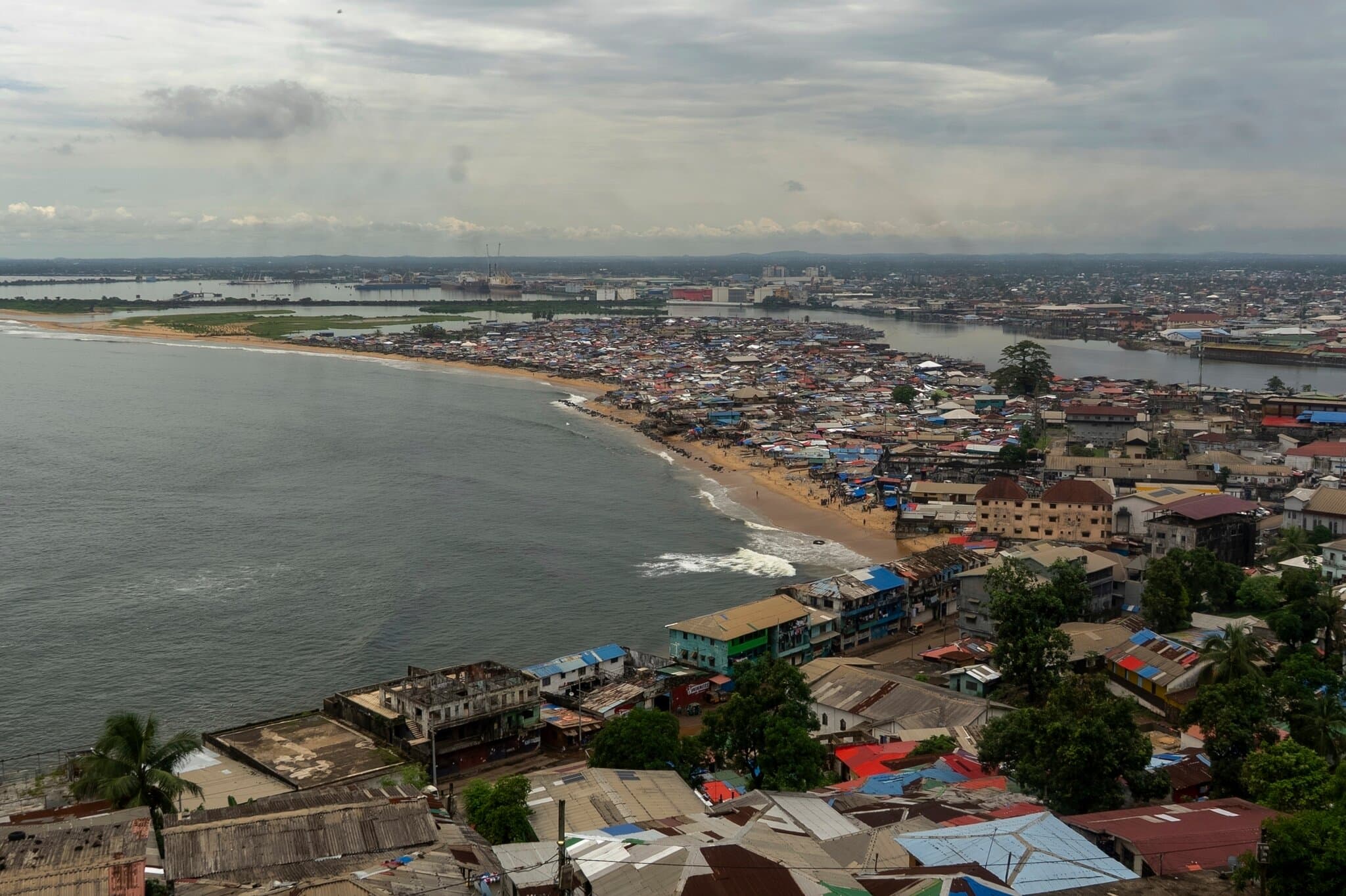 Liberia Agrees to Take 1,200 Deportees From U.S.