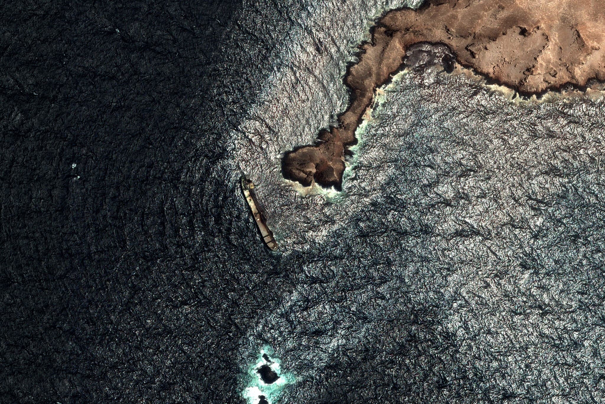Spike in ‘Dark’ Oil Tankers in Gulf Raises Risk of Catastrophic Spills
