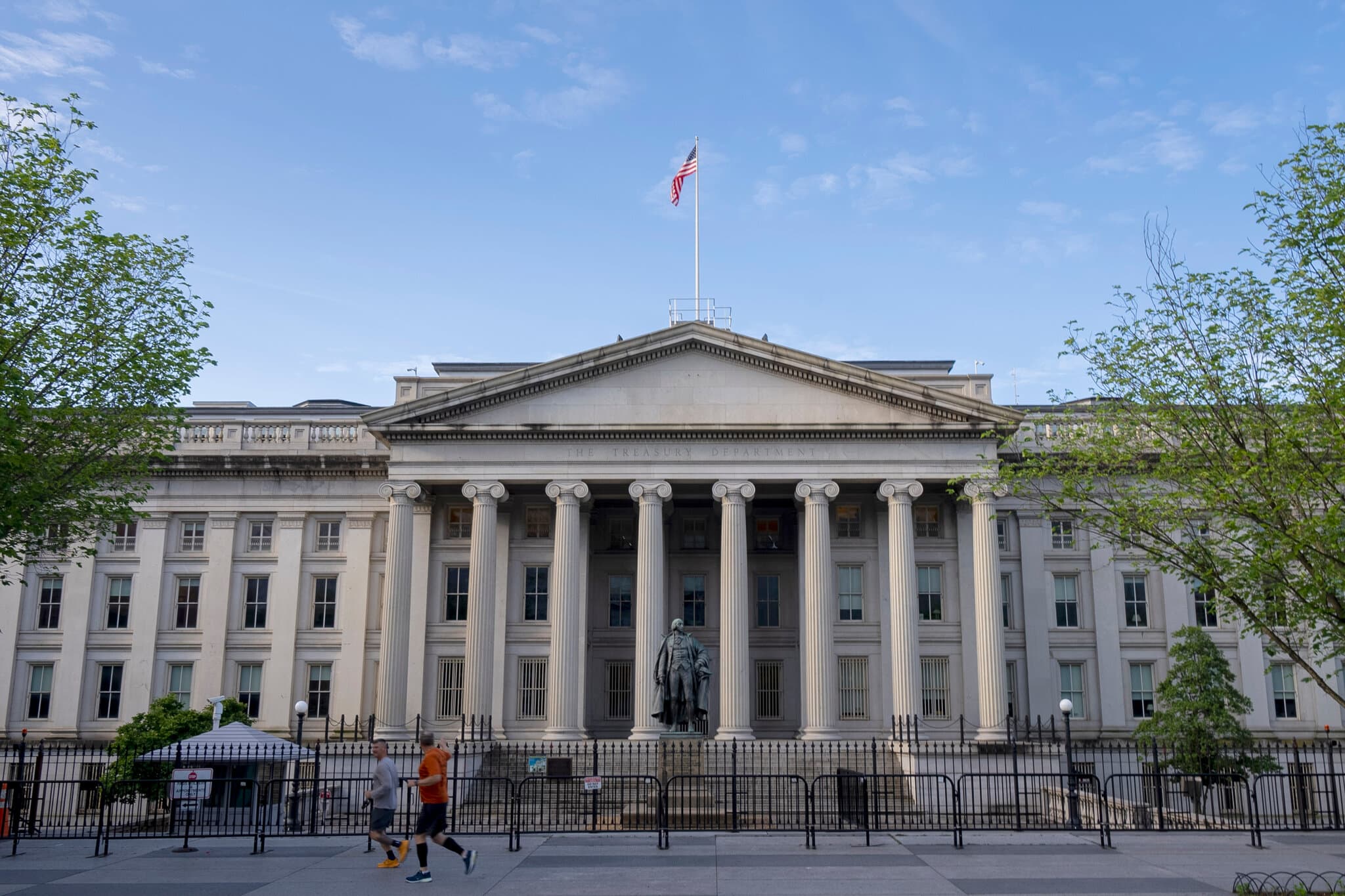 How the $32 Trillion Treasury Market Influences the Economy