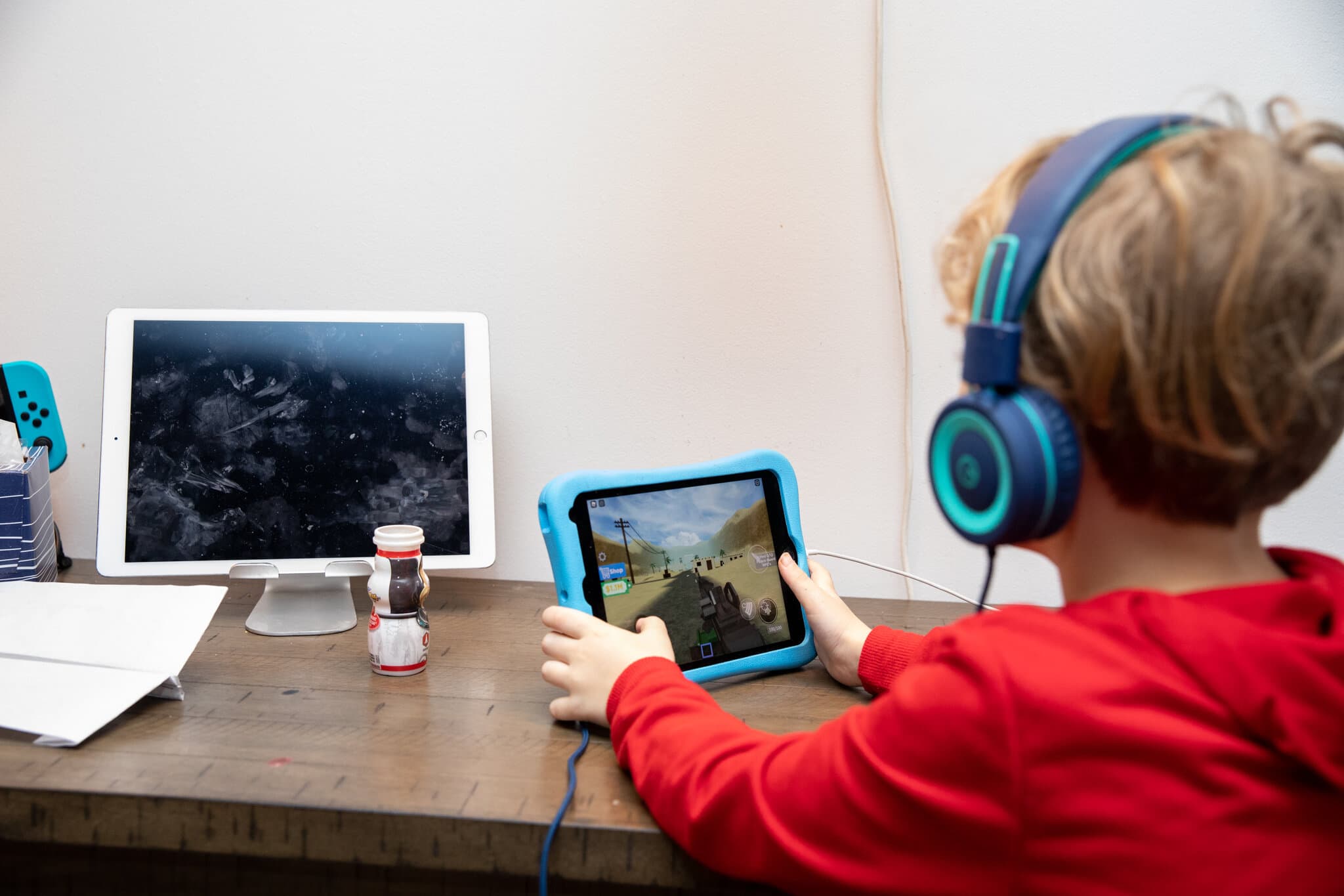 How Tech Executives Limit Their Kids’ Screen Time, and Trump’s Race to Finish His Ballroom