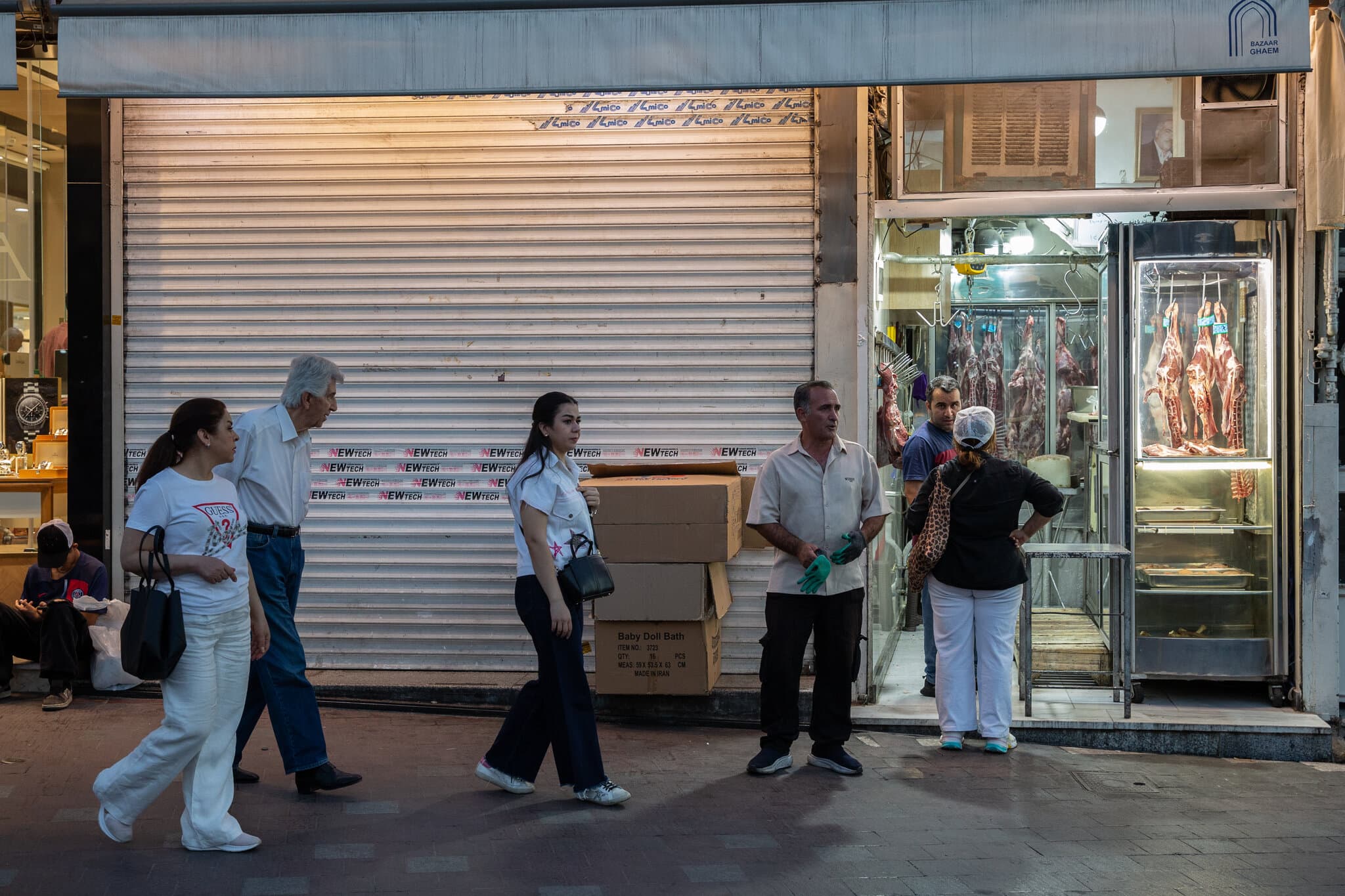 As Iran and U.S. Settle Into an Uneasy Standoff, Who Will Blink First?