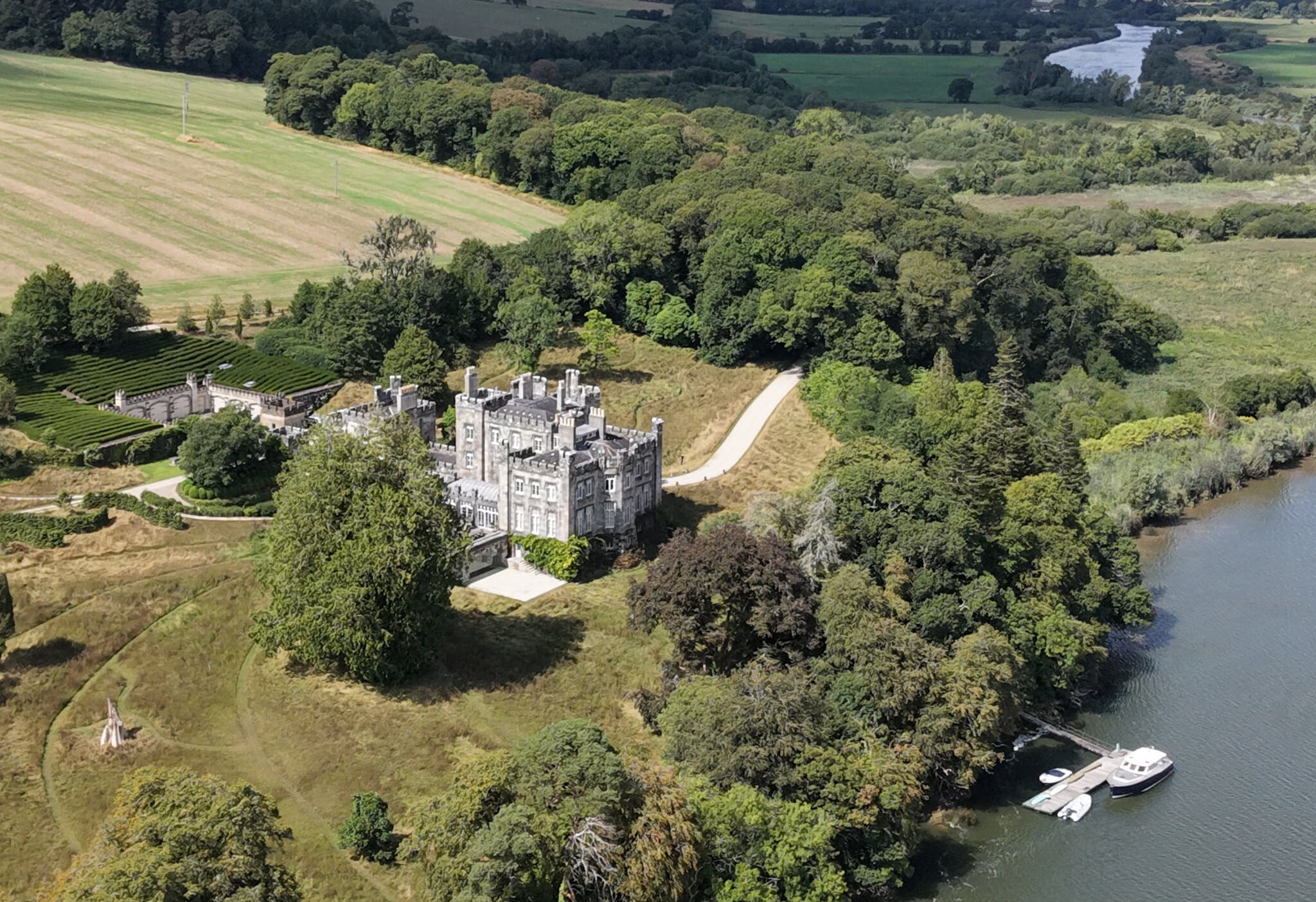Mark Zuckerberg Buys an Irish Castle