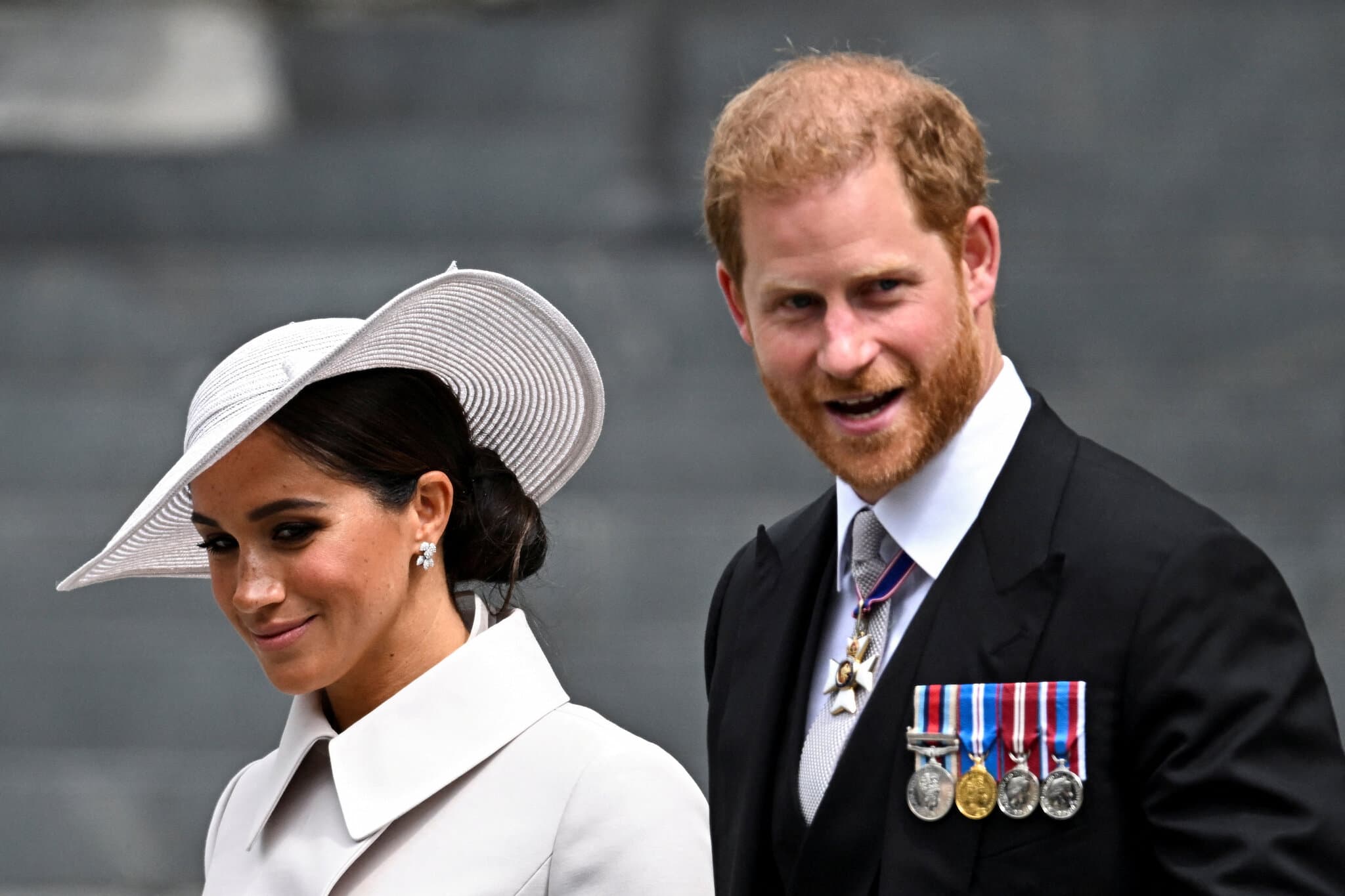 Harry and Meghan See Their California Dreams, and Riches, Fade Away