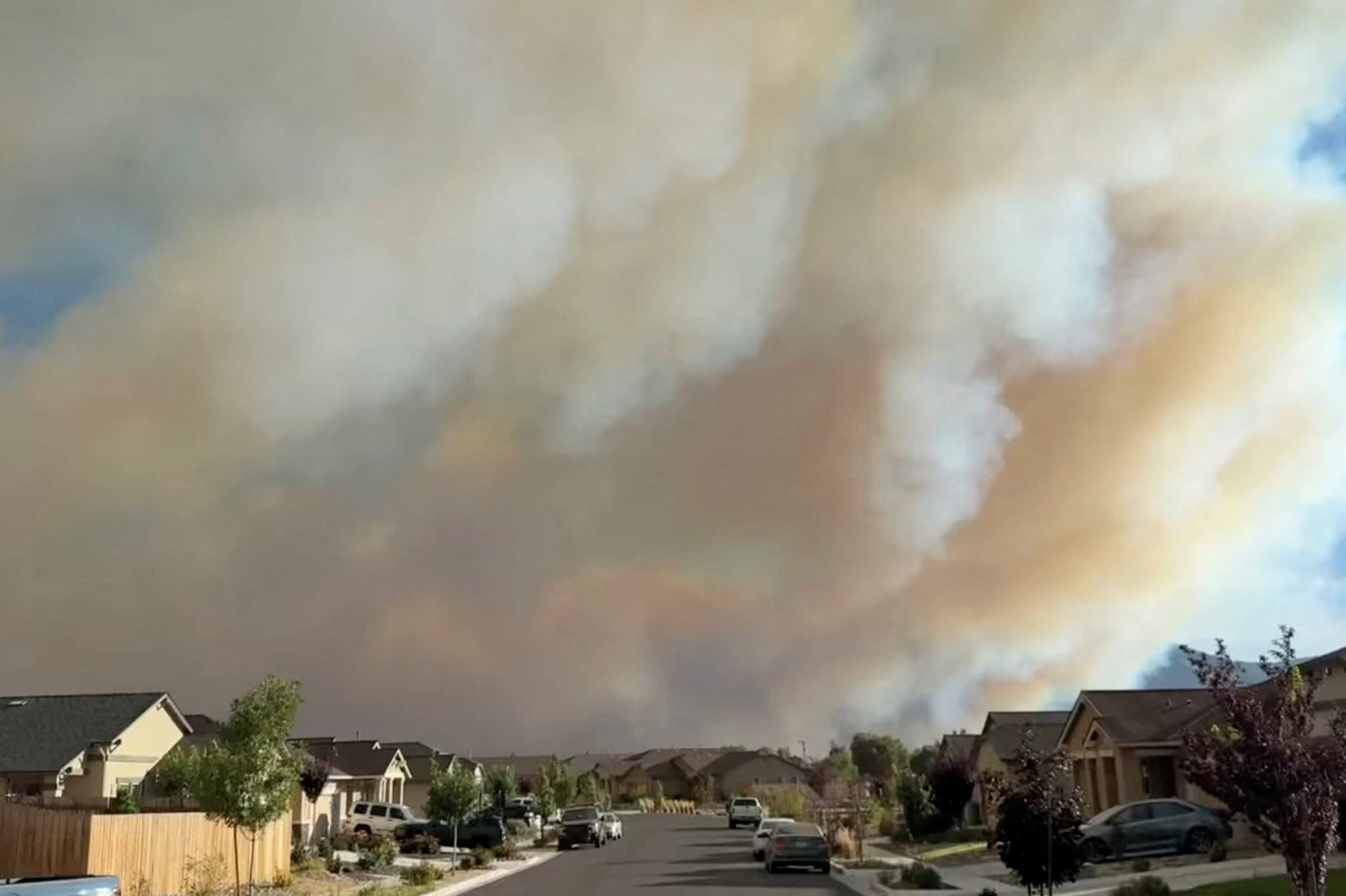 Fire Near Reno, Nev., Prompts Evacuation Orders for Thousands of Homes