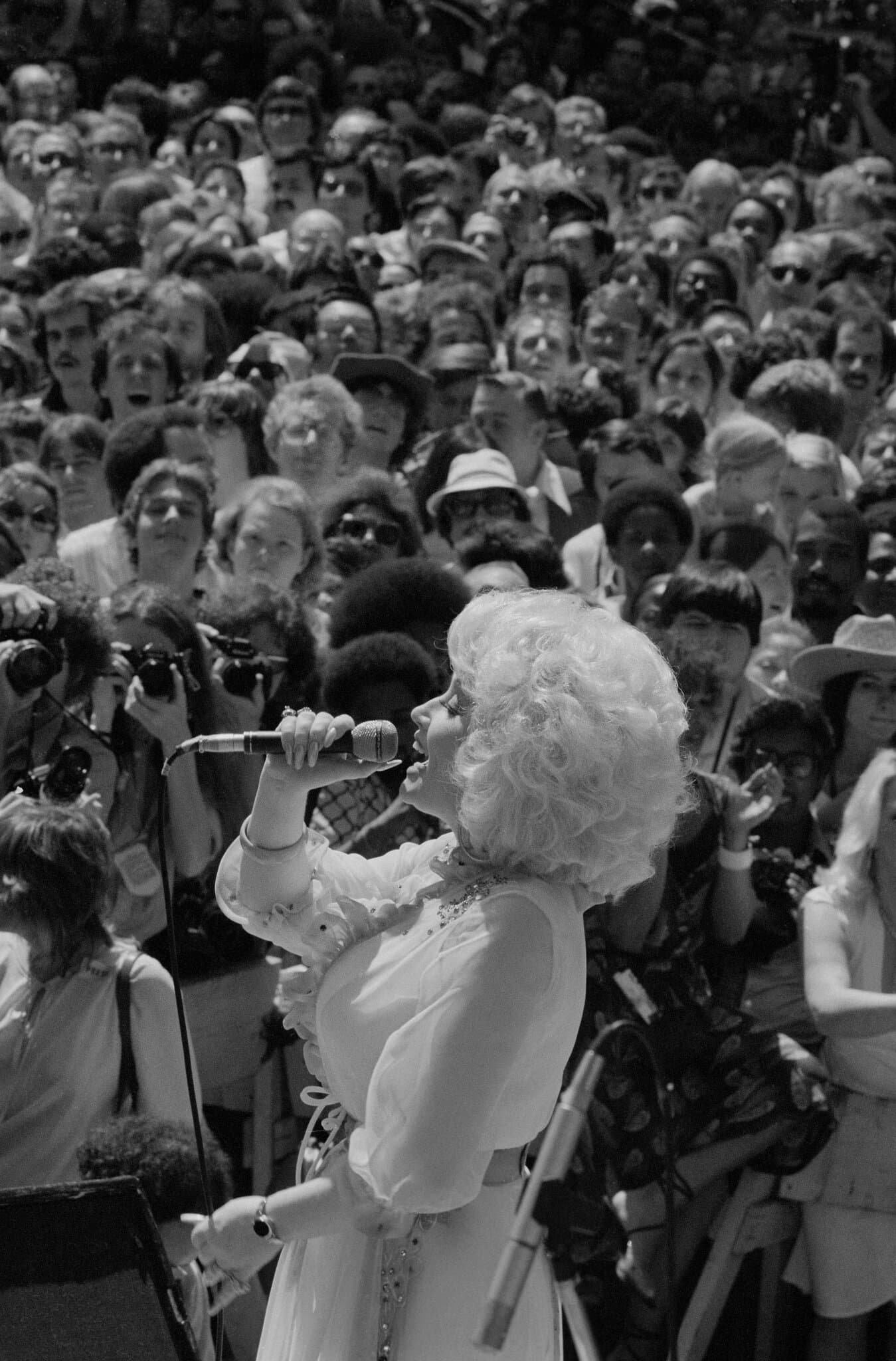 Dolly Parton Had the Voice, and Concerns, of an Earth Angel