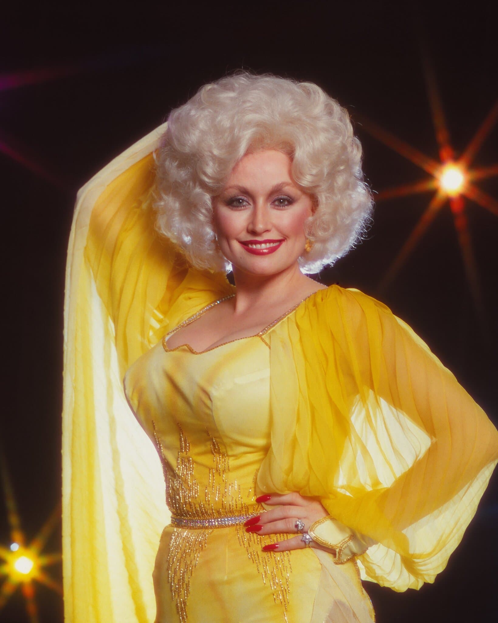 Dolly Parton Outsmarted Every Dumb-Blonde Joke