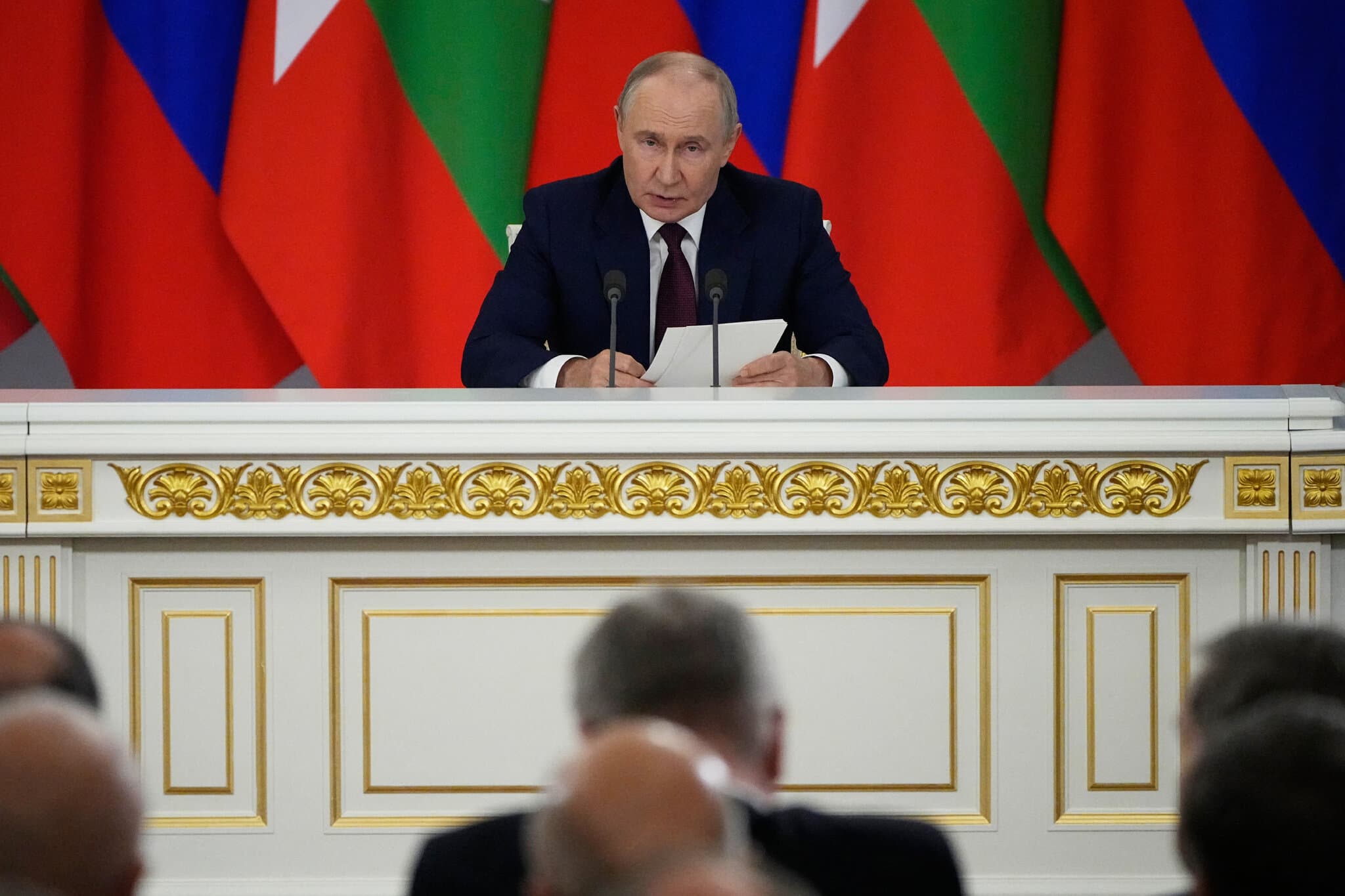 Why Putin Is Fighting On, Even as His Problems Multiply