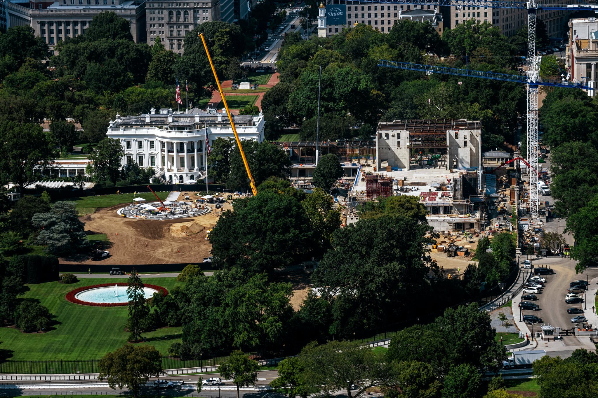 Who Approves Trump’s Washington Makeover Projects?