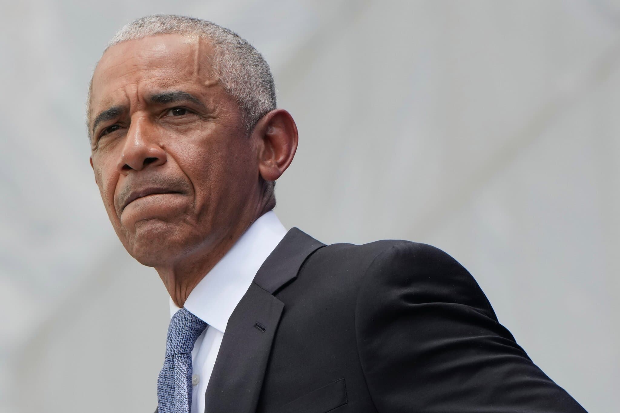 Obama Urges Democrats to Move A.I. Oversight to the Center of Their Agenda