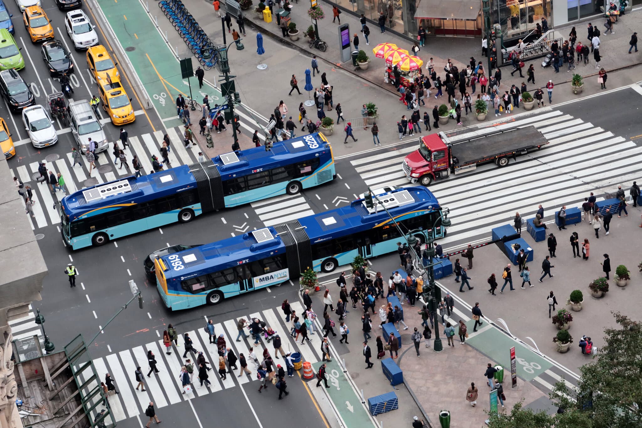 Manhattan Bus Lane Plan for 34th Street May Be Stuck in Gridlock