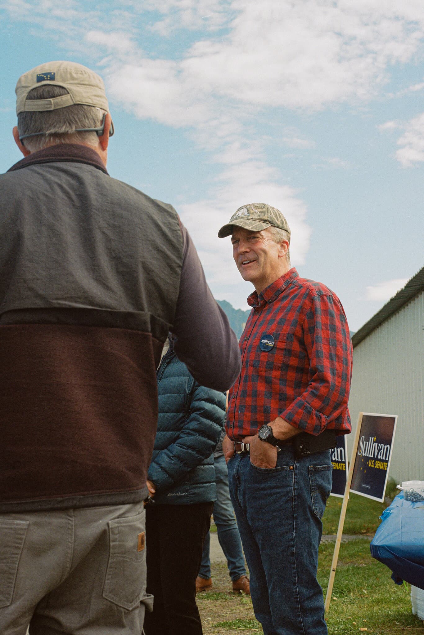 A Republican Senator Walks a Tricky Line on Tariffs as He Seeks Re-Election