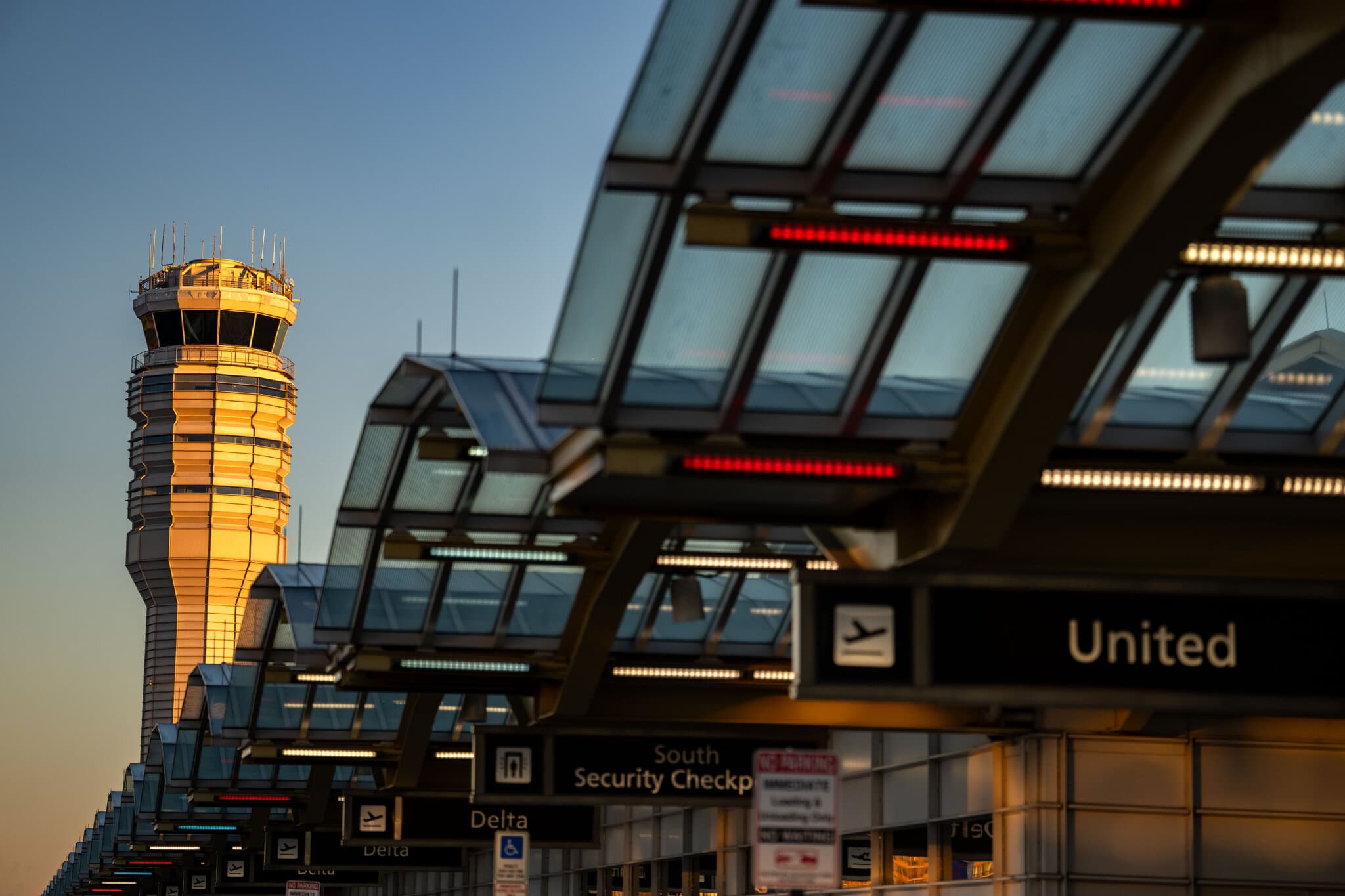 F.A.A. to Roll Out New A.I. Tool for Washington Airports
