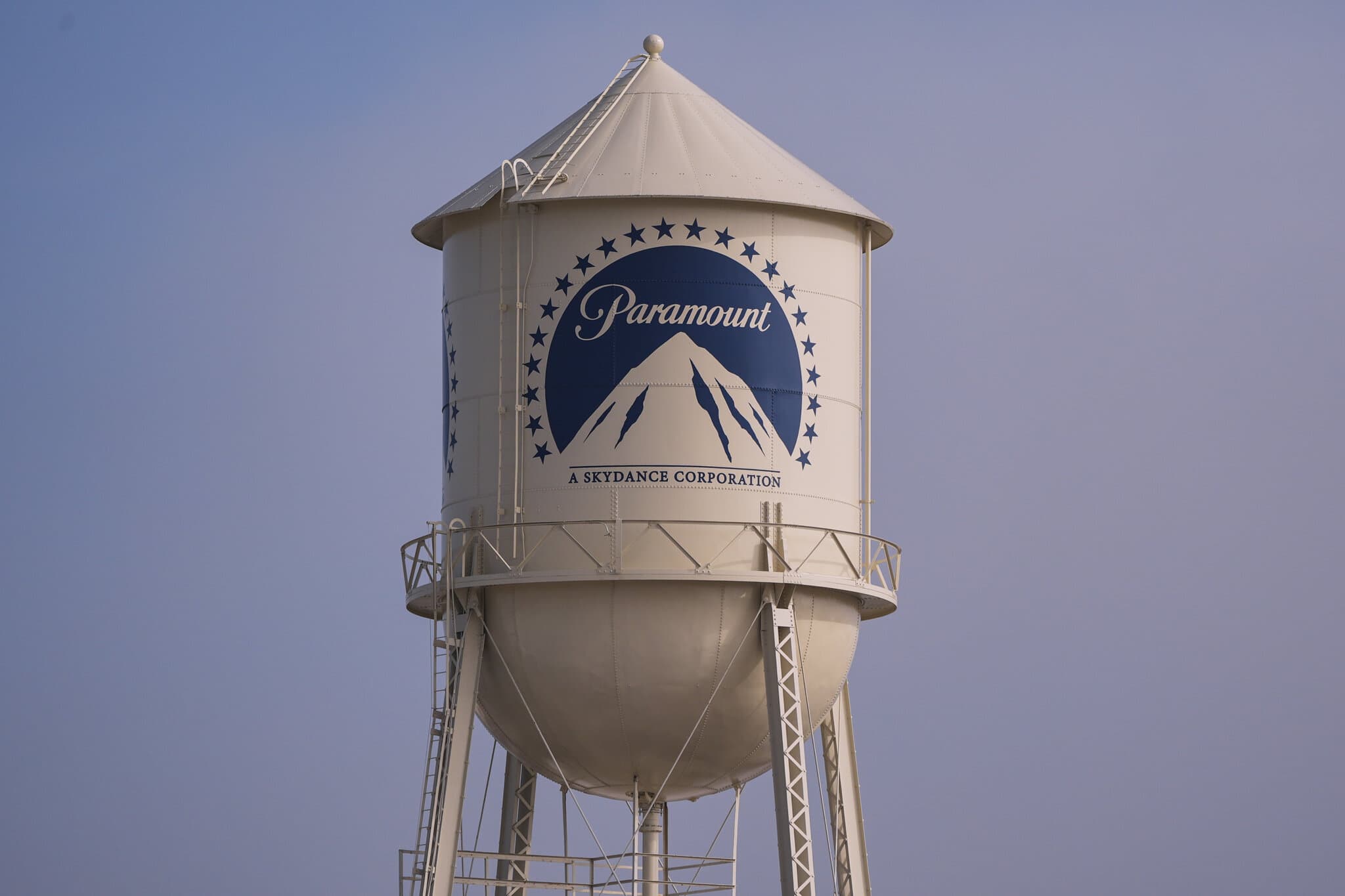 Paramount Reaches Deal to Clear Way to Create News and Media Giant