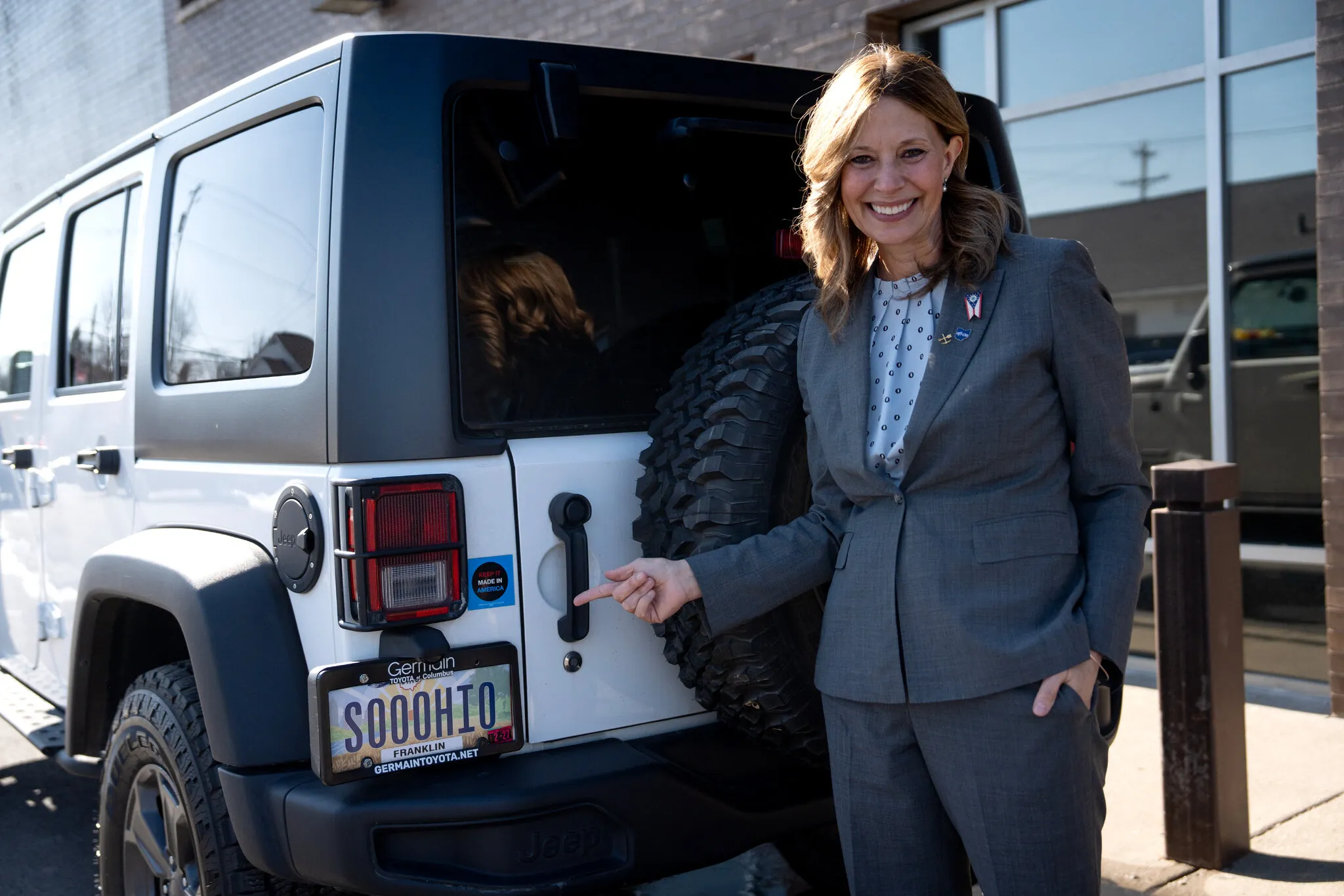 His Jet vs. Her Jeep: How Wealth Is Playing in the Midterms