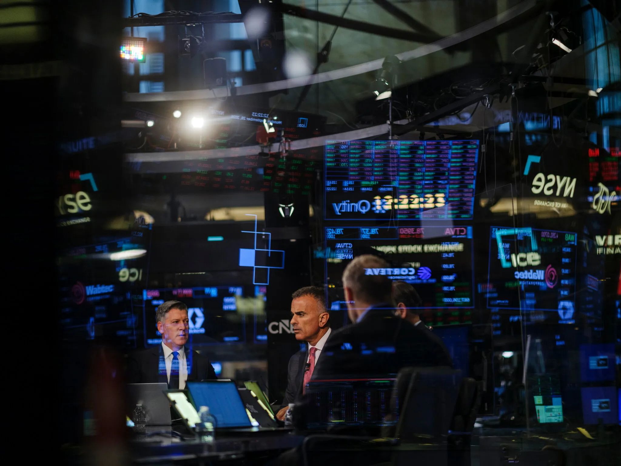 Democrats Block Stock-Trading Bill, Denying the G.O.P. a Pre-Midterm Win