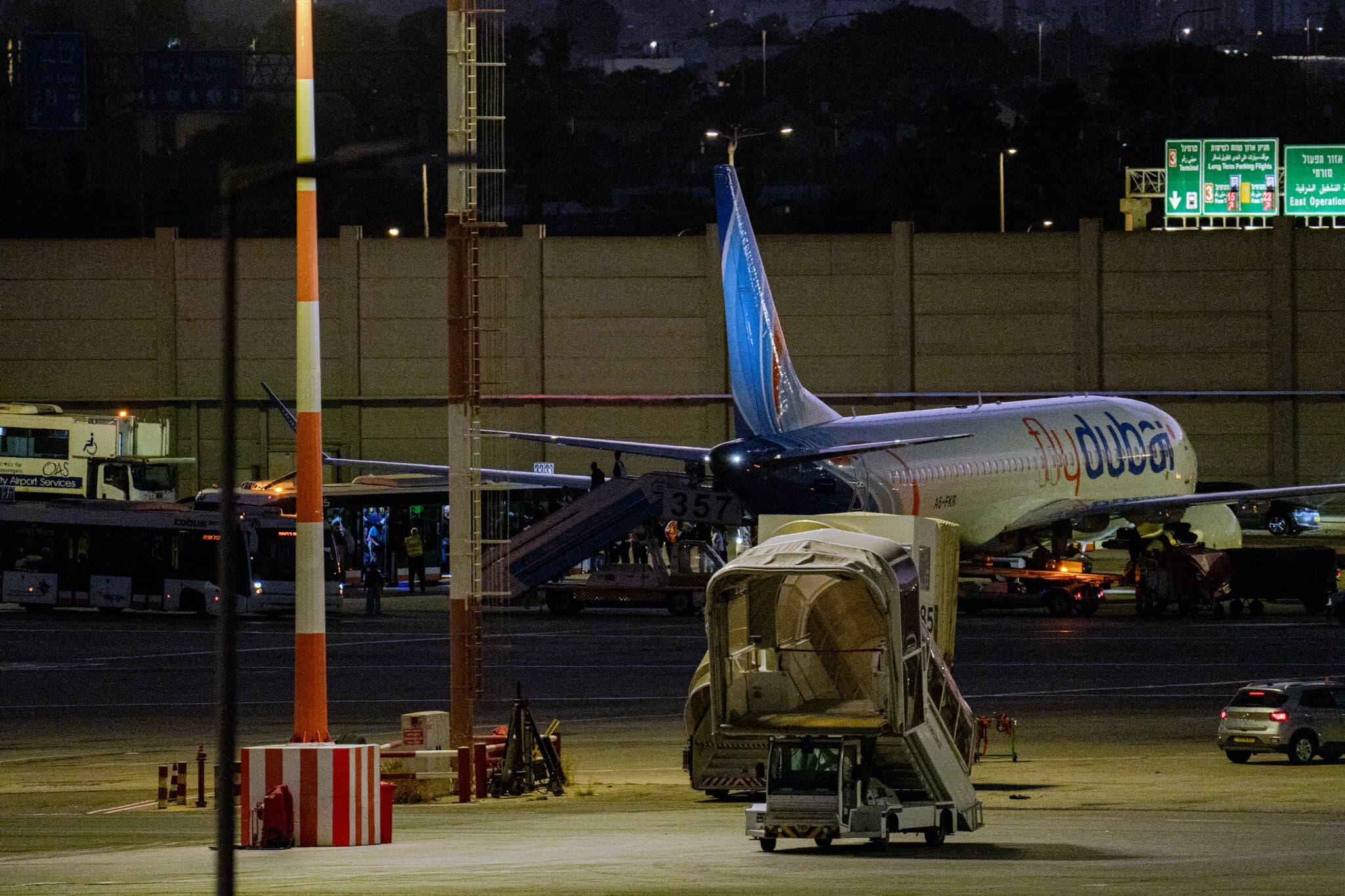 Why Were 4 Pilots Aboard FlyDubai Flight 1073?