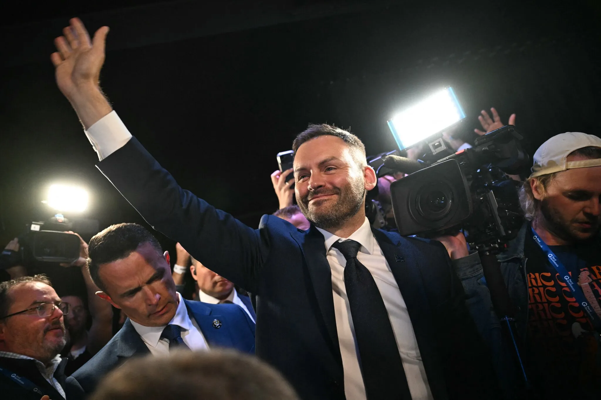 Parti Québécois Returns to Power, Reviving Quebec Sovereignty Push