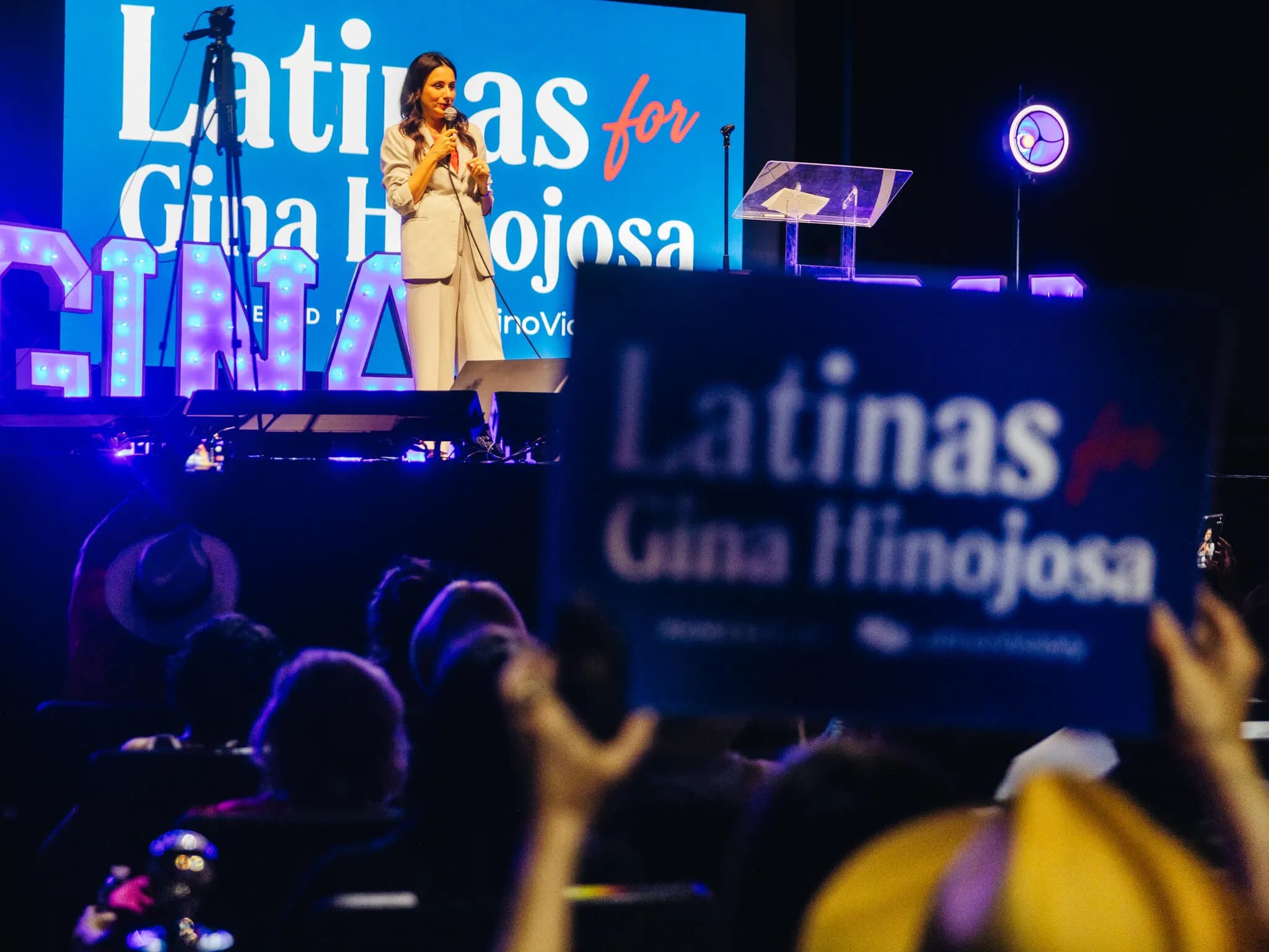 Could Democrats Win the Texas Governor’s Race? The Party Is Starting to Spend There.