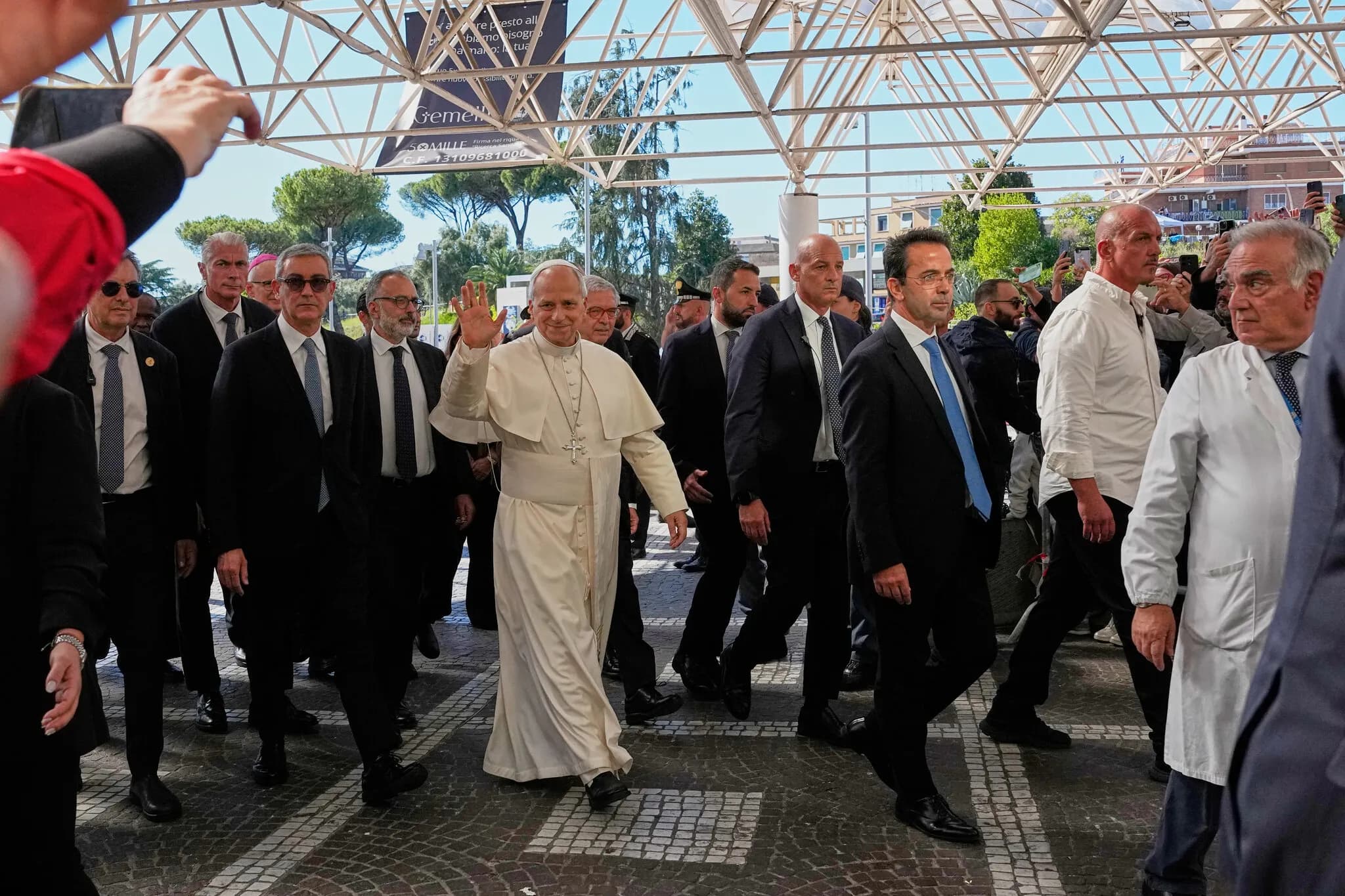 Pope Leo Prepares for Surgery to Remove Lung Nodule