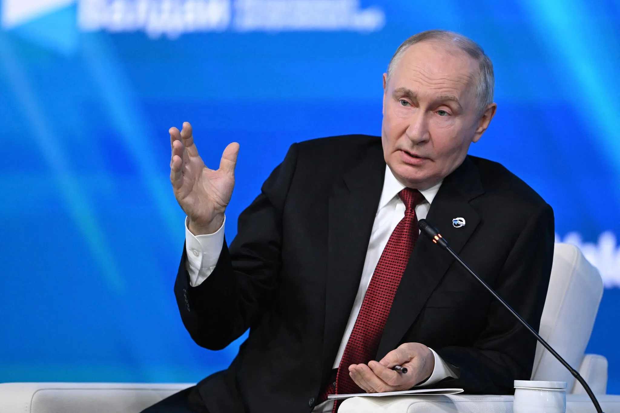 Trump Hands Victories to Putin, Who Offers More War in Return