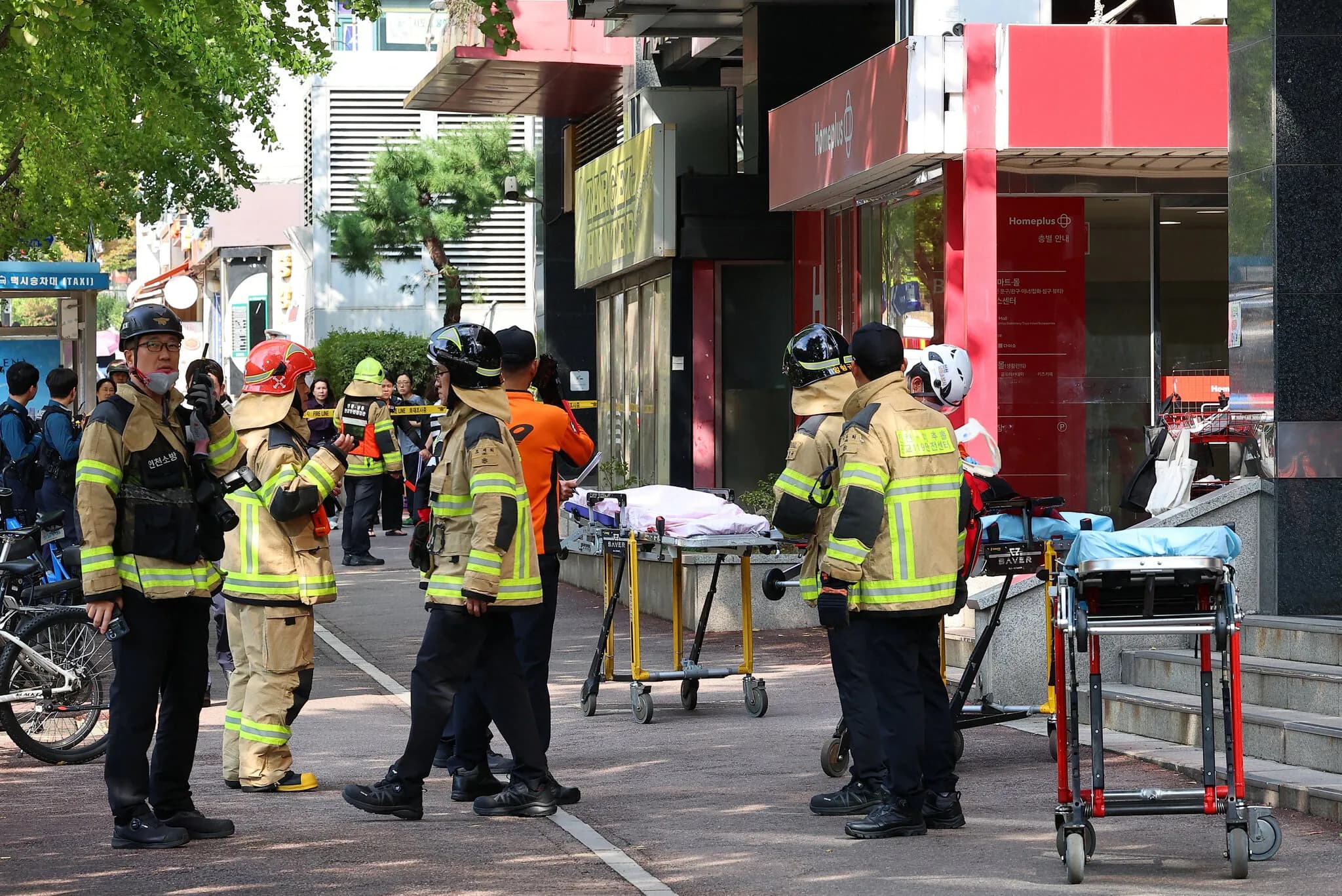 At Least 6 Injured in Stabbing in South Korea