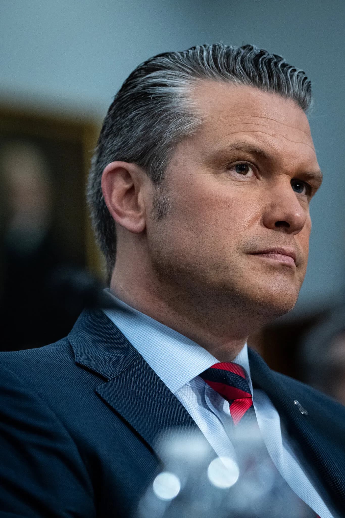 Hegseth Singled Out in Democrats’ Campaign Attacks for War and High Prices