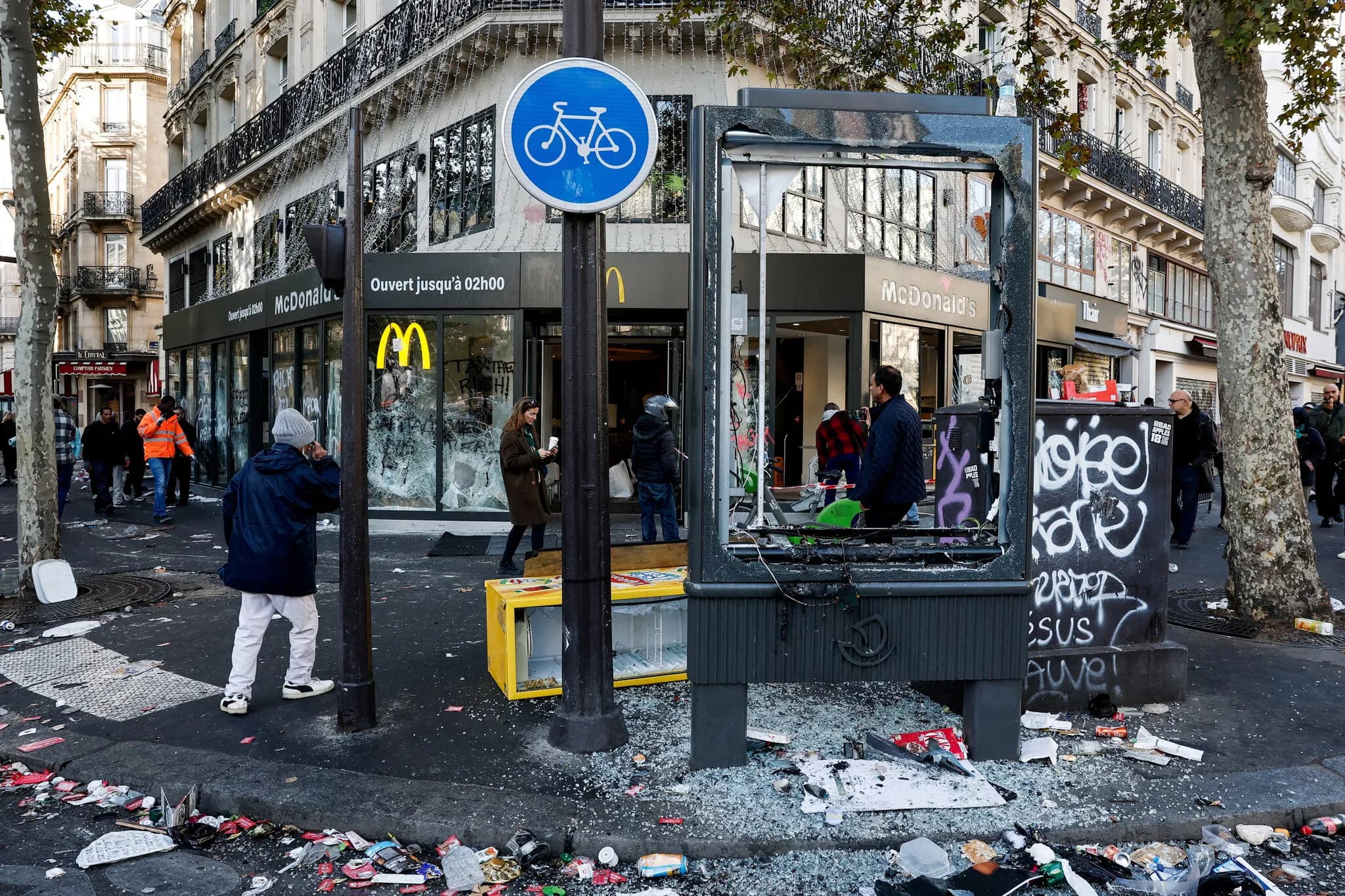 Huge Riots in France Prompt Shock and Blame Game
