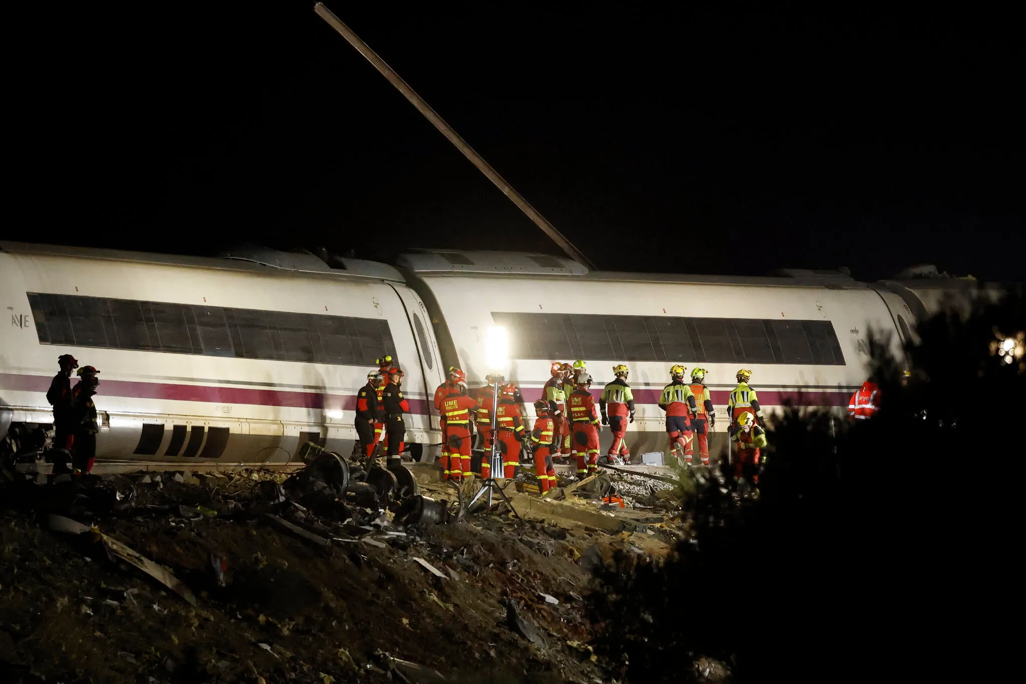 Is There a ‘Safest Seat’ in a Train Crash? Experts Say It’s Not So Simple.